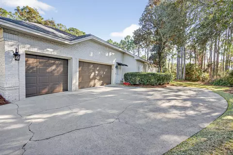 Exterior - 256 Leaning Pines Loop, Destin, FL 32541 photo 11 of 13