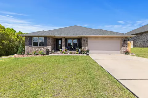 2220 Jernigan Dr, Crestview, FL 32536