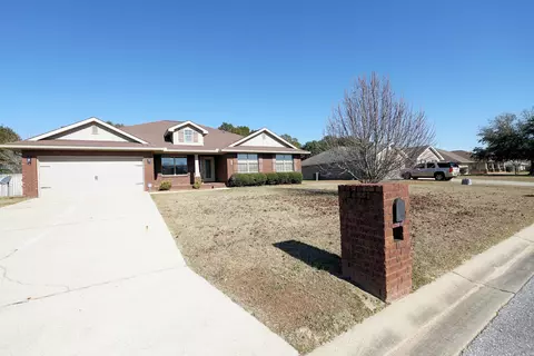 Exterior - 2391 Barberee Dr, Crestview, FL 32536 photo 4 of 11