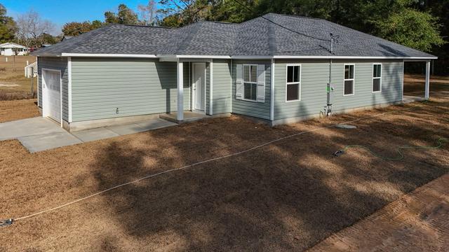 135 Loftin St, Defuniak Springs, FL 32435