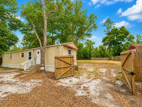 1143 4th Cir, Southport, FL 32409
