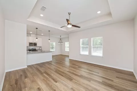 Living - 3156 Forrest Ave, Crestview, FL 32539 photo 1 of 4