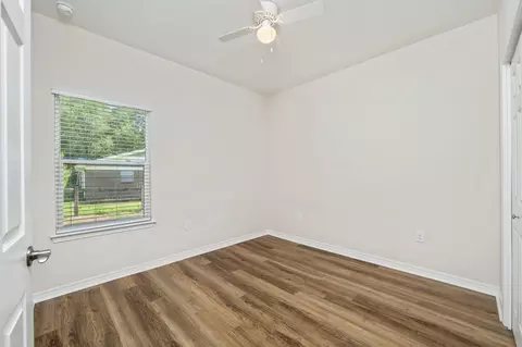 Bedroom - 3156 Forrest Ave, Crestview, FL 32539 photo 7 of 10