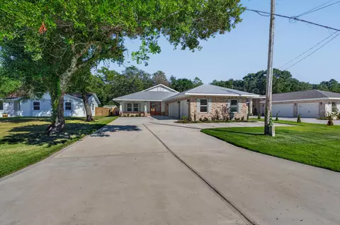 118 Pamela Ann Dr, Fort Walton Beach, FL 32547