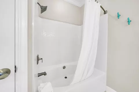 Bath - 34 Opal Cv, Miramar Beach, FL 32550 photo 4 of 5