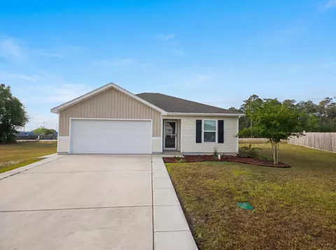 128 Mikaela Ave, Defuniak Springs, FL 32433