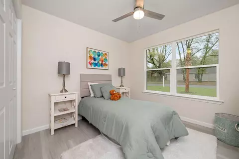 Bedroom - 150 N Booker St, Crestview, FL 32536 photo 1 of 3