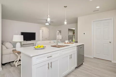 Kitchen - 150 N Booker St, Crestview, FL 32536 photo 3 of 4
