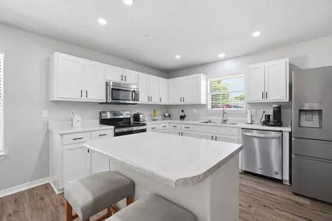 Kitchen - 2672 Paddock Cir, Crestview, FL 32536 photo 1 of 7
