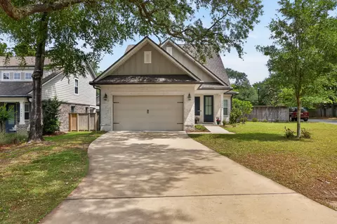 1990 Hattie Mae Ln, Niceville, FL 32578