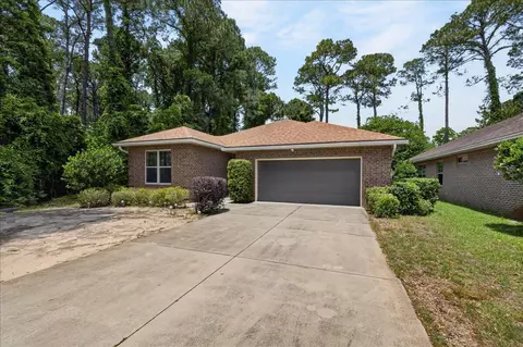 1505 Valparaiso Blvd, Niceville, FL 32578
