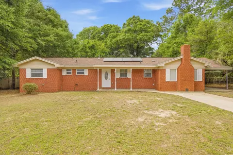 127 Judith Dr, Valparaiso, FL 32580