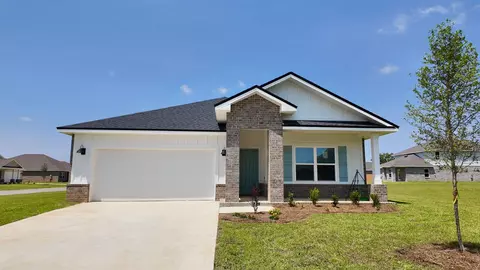 4958 Gaineswood Dr, Milton, FL 32583