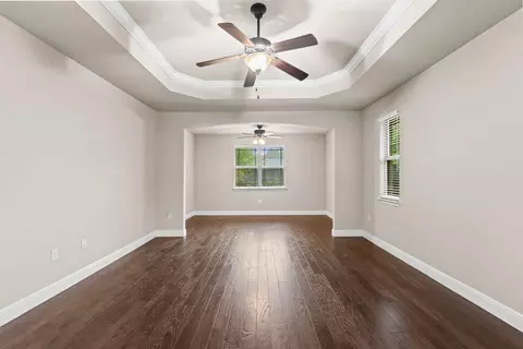 Living - 48 Madiera Dr, Freeport, FL 32439 photo 9 of 9