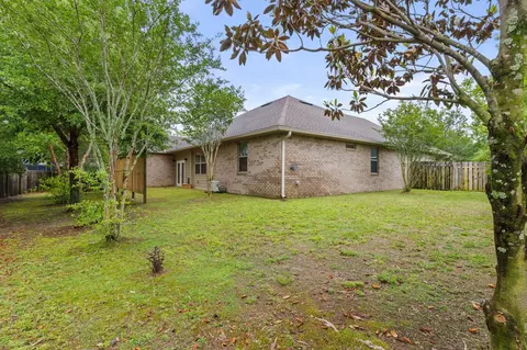 Exterior - 48 Madiera Dr, Freeport, FL 32439 photo 9 of 18