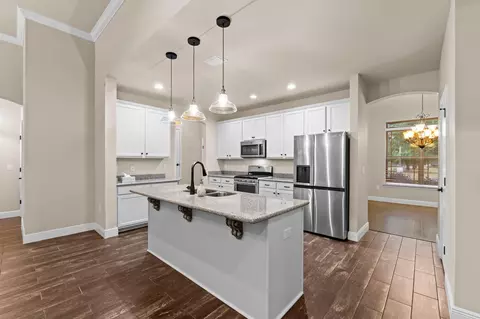 Kitchen - 48 Madiera Dr, Freeport, FL 32439 photo 1 of 3