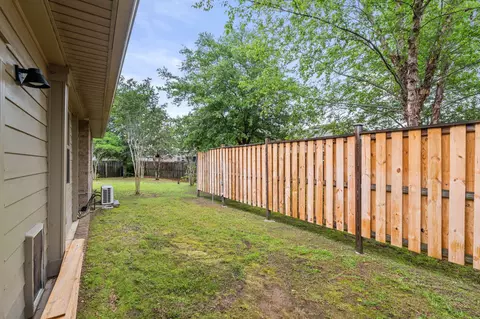Exterior - 48 Madiera Dr, Freeport, FL 32439 photo 5 of 18