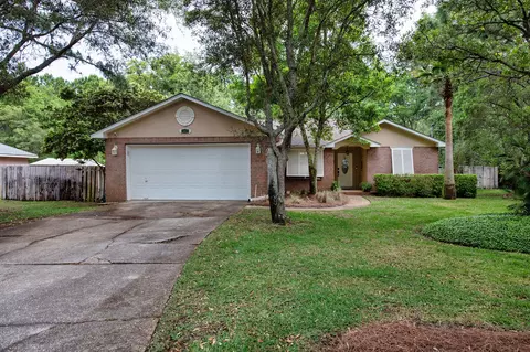 7682 Manatee St, Navarre, FL 32566