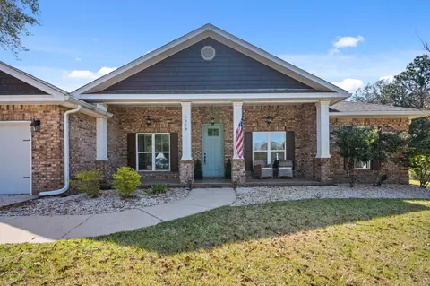 1569 Lakeside Dr, Niceville, FL 32578