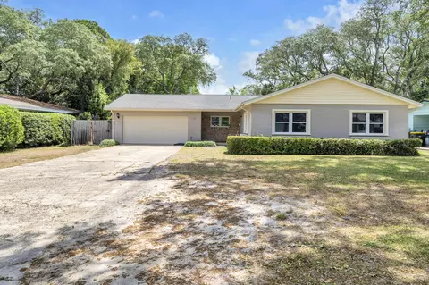19 SE Anastasia Dr, Fort Walton Beach, FL 32548