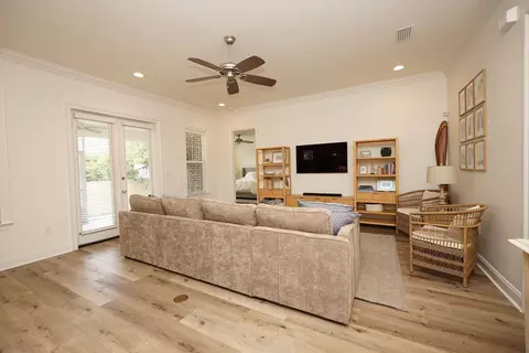 Living - 1144 Deer Moss Loop, Niceville, FL 32578 photo 3 of 6