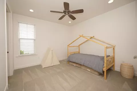 Bedroom - 1144 Deer Moss Loop, Niceville, FL 32578 photo 5 of 6