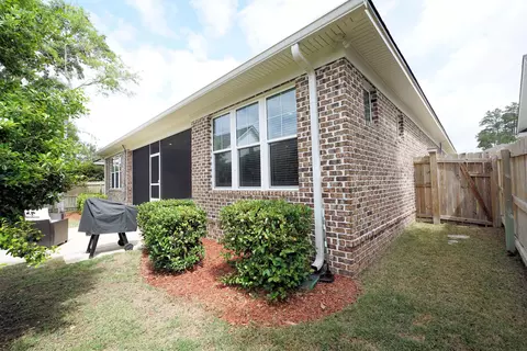 Exterior - 1144 Deer Moss Loop, Niceville, FL 32578 photo 9 of 14