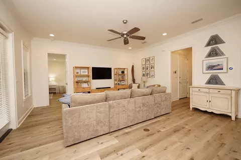 Living - 1144 Deer Moss Loop, Niceville, FL 32578 photo 2 of 6