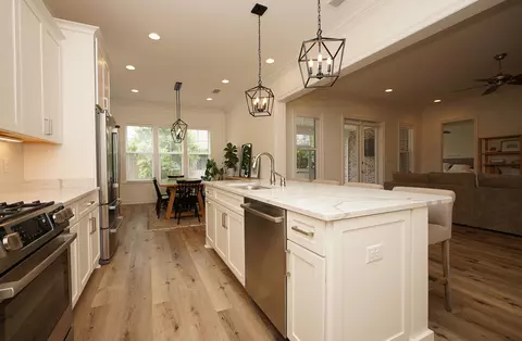 Kitchen - 1144 Deer Moss Loop, Niceville, FL 32578 photo 3 of 7