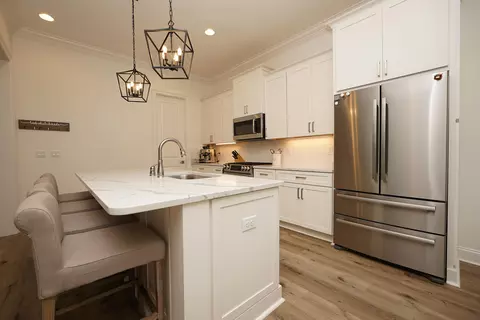 Kitchen - 1144 Deer Moss Loop, Niceville, FL 32578 photo 6 of 7