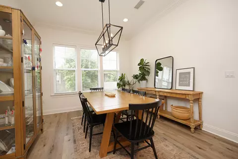 Dining - 1144 Deer Moss Loop, Niceville, FL 32578 photo 2 of 2
