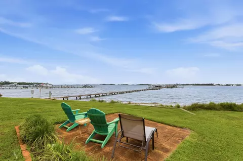 1695 W Hwy 98 #301, Mary Esther, FL 32569