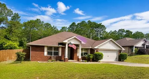 117 Strike Eagle Dr, Crestview, FL 32536