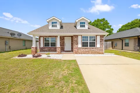 5176 Carmell Ridge Cir, Milton, FL 32570