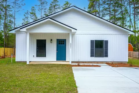 2351 Dumajack Rd, Chipley, FL 32428