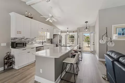 254 S Glades Trl, Panama City Beach, FL 32407