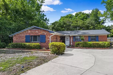 8 NE Fulmar Ct, Fort Walton Beach, FL 32548