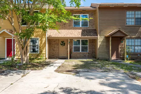 217 SE Oak St #B, Fort Walton Beach, FL 32548