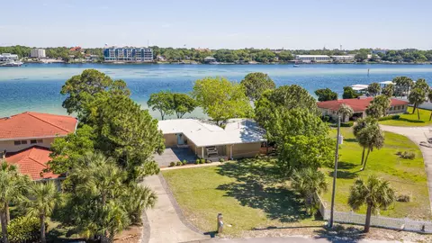 519 Dorado Ave, Fort Walton Beach, FL 32548
