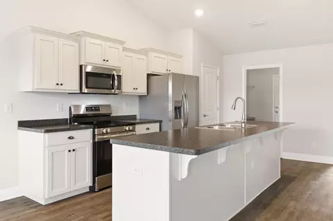 Kitchen - 7005 Brylington Blvd, Bellview, FL 32526 photo 2 of 3