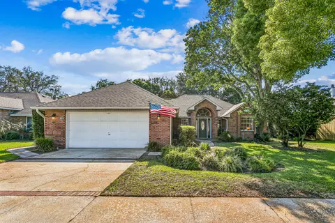 157 Kel-wen Cir, Destin, FL 32541