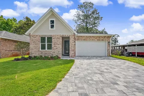 25 Owen St, Niceville, FL 32578
