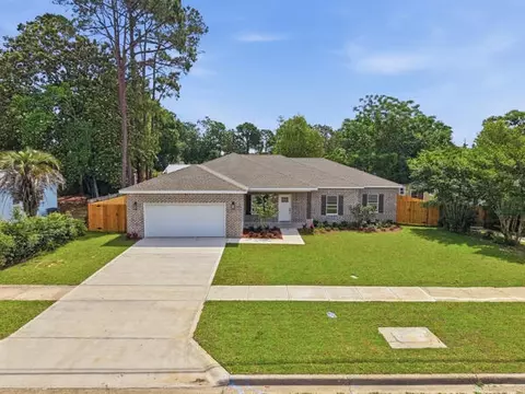 11 NW Wright Pkwy, Fort Walton Beach, FL 32548