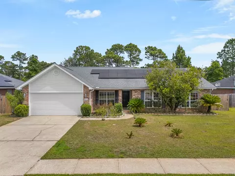8138 Cosica Blvd, Navarre, FL 32566
