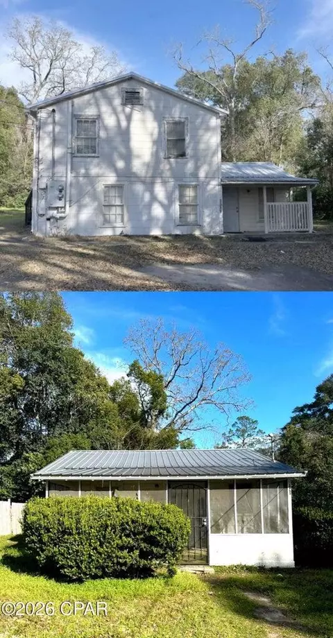 5358 Webb St, Graceville, FL 32440