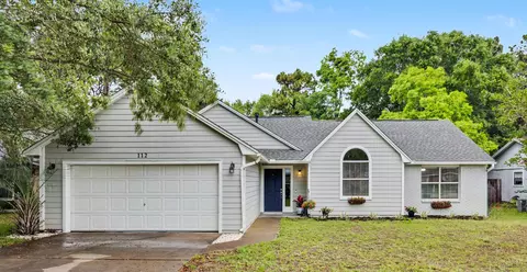 112 Meadow Woods Ln, Niceville, FL 32578