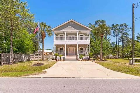 834 S Church St, Santa Rosa Beach, FL 32459