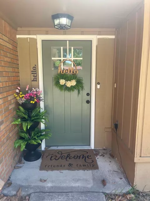 Entry Way - 418 Snapper Dr, Destin, FL 32541 photo 1 of 2