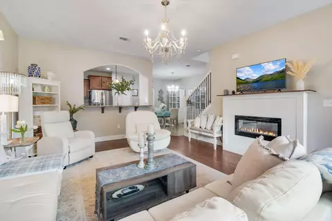 Living - 40 Quiet Cv, Freeport, FL 32439 photo 4 of 5