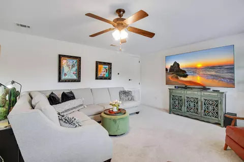 Living - 40 Quiet Cv, Freeport, FL 32439 photo 5 of 5